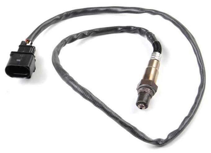 BMW Oxygen Sensor - Front (Cyl 1-3) 11787515826 - Bosch 17175